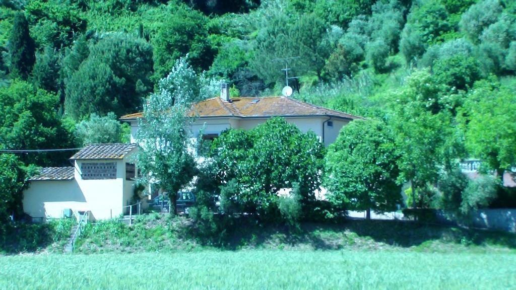 Podere Di Valli Santa Maria a Monte Exterior foto